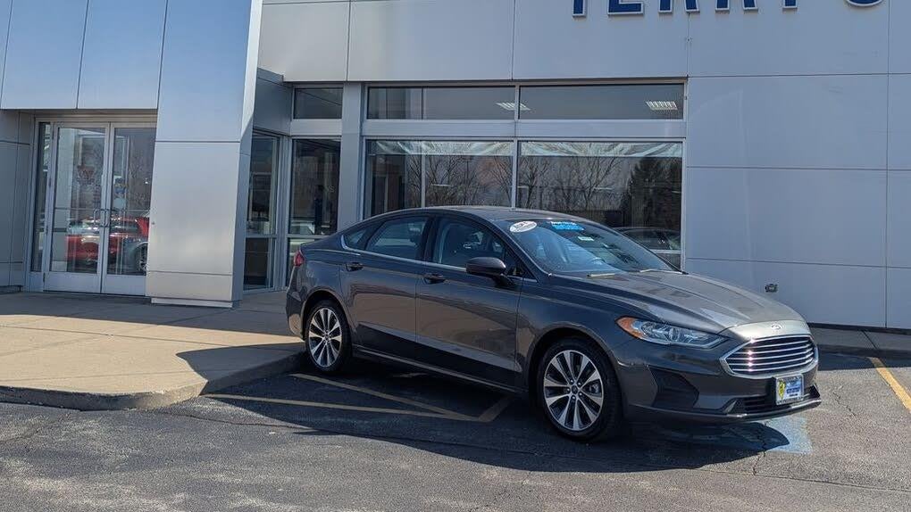 Preowned 2020 Ford Fusion SE for Sale