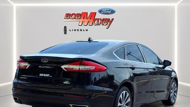 2020 Ford Fusion SE