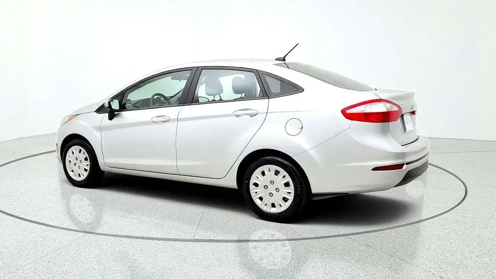 2017 Ford Fiesta - $6,995