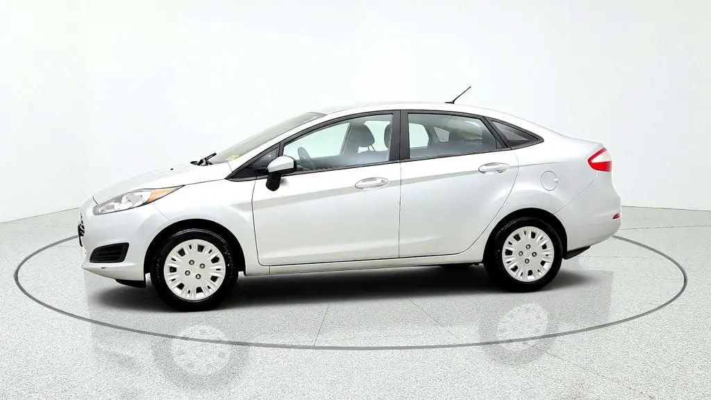 2017 Ford Fiesta - $6,995