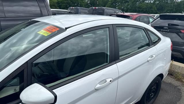 2013 Ford Fiesta S