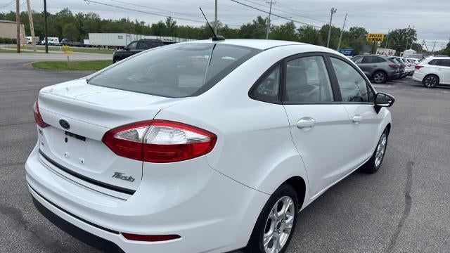 2015 Ford Fiesta SE