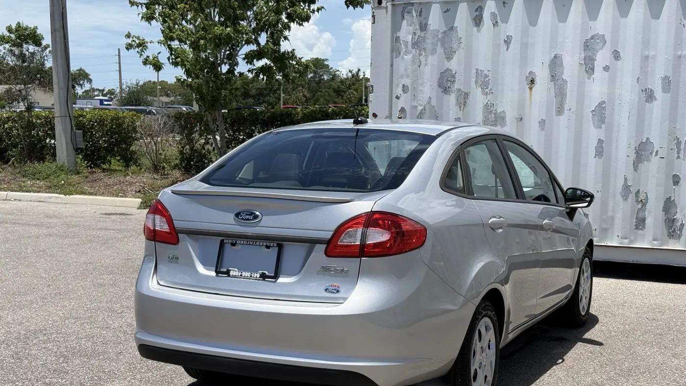 2013 Ford Fiesta SE