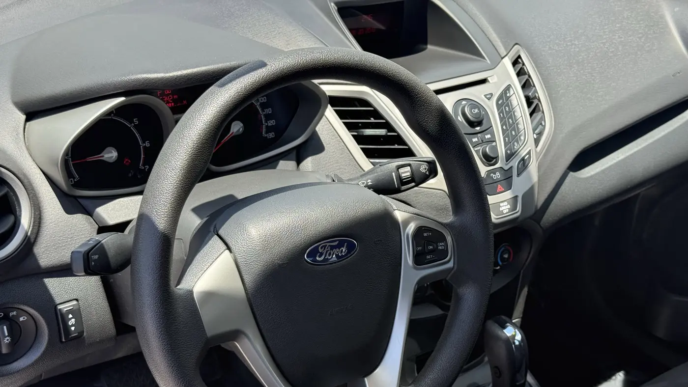 2013 Ford Fiesta SE