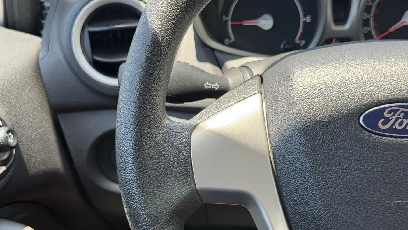 2013 Ford Fiesta SE
