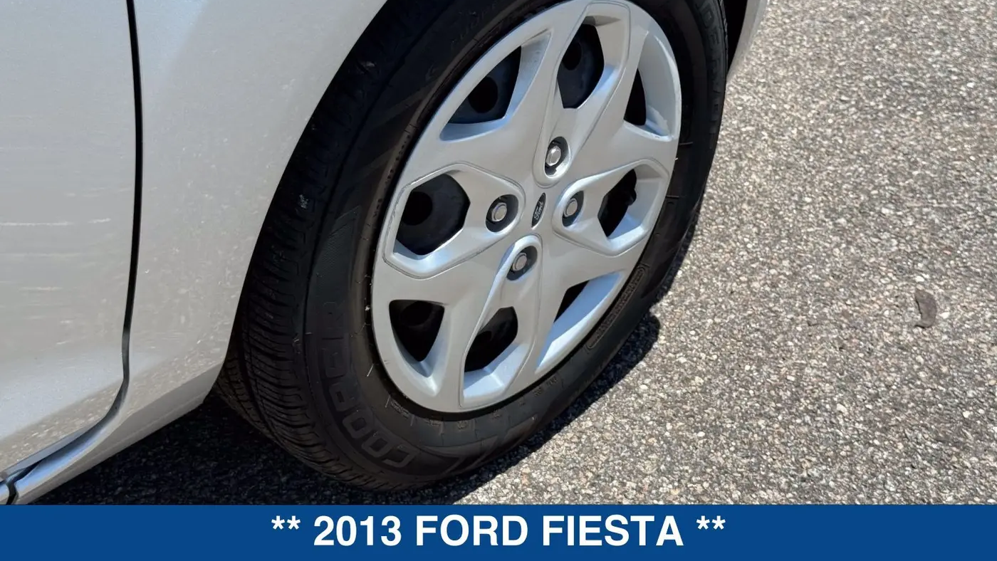 2013 Ford Fiesta SE