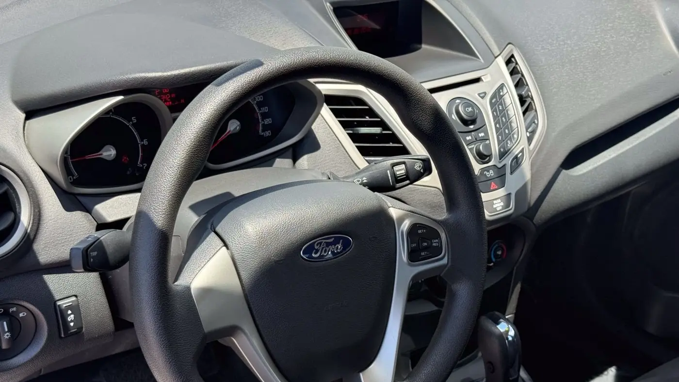 2013 Ford Fiesta SE