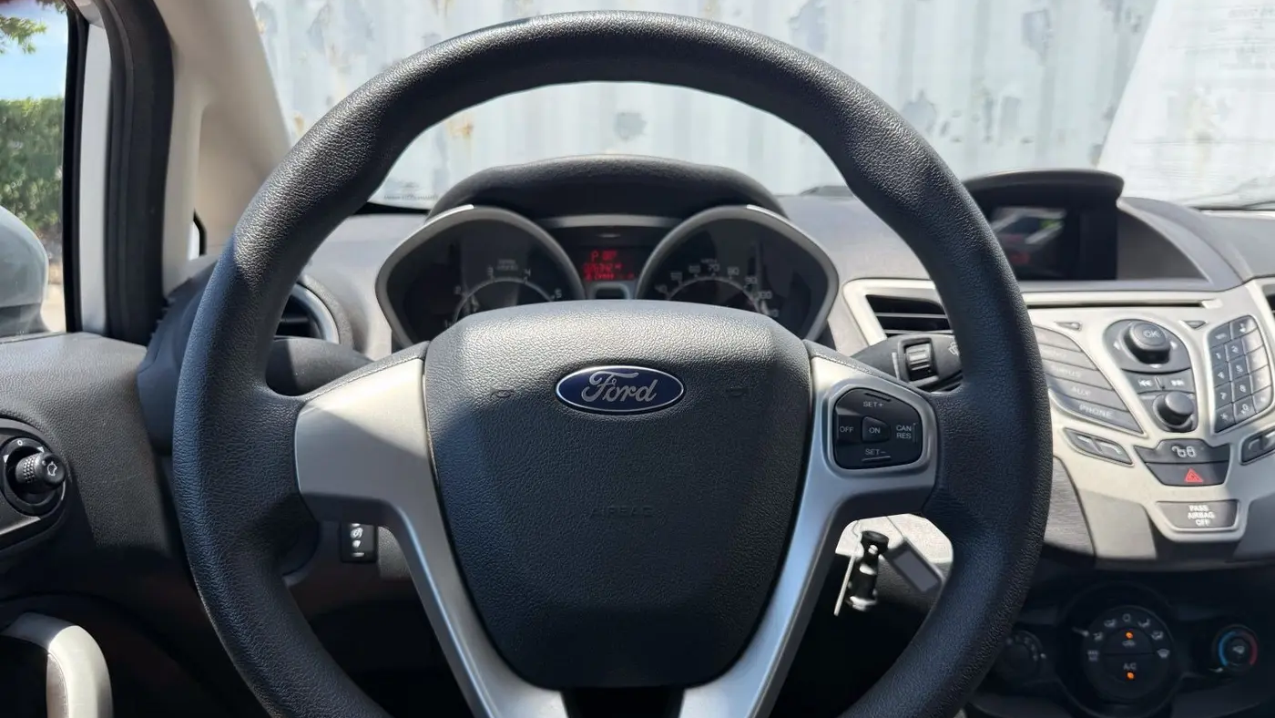 2013 Ford Fiesta SE