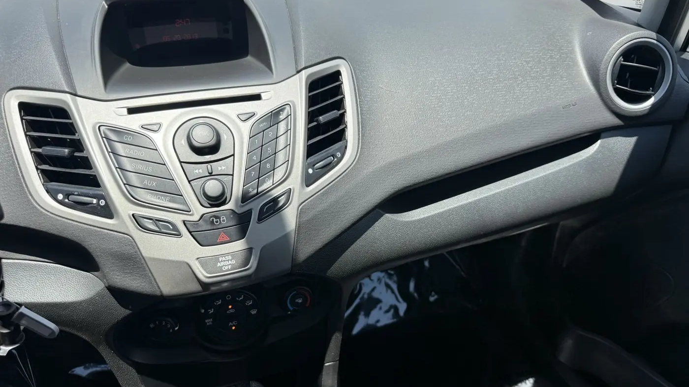 2013 Ford Fiesta SE