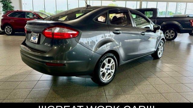 2015 Ford Fiesta SE