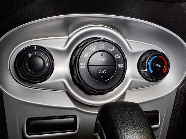 2015 Ford Fiesta - $5,677