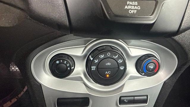 2017 Ford Fiesta SE
