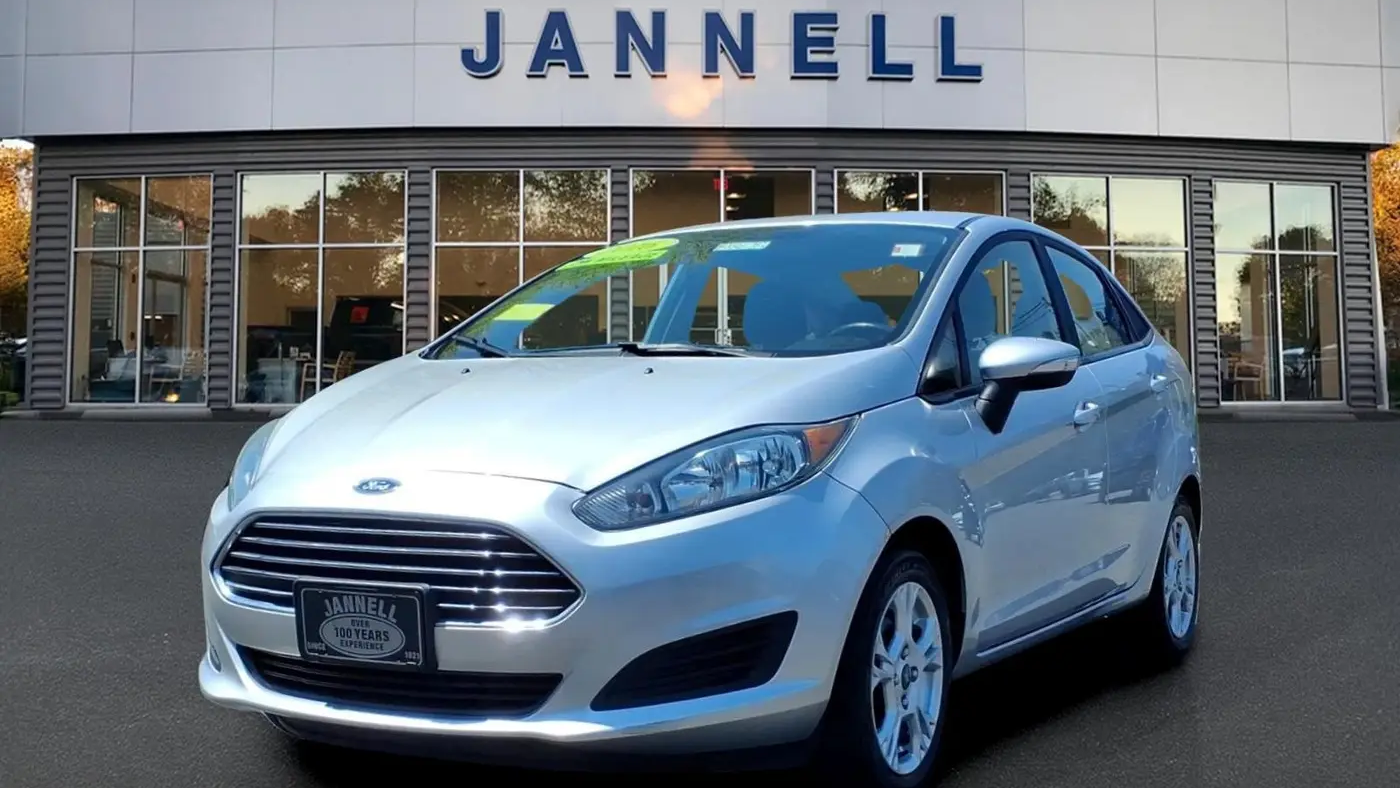 Preowned 2016 Ford Fiesta SE for Sale