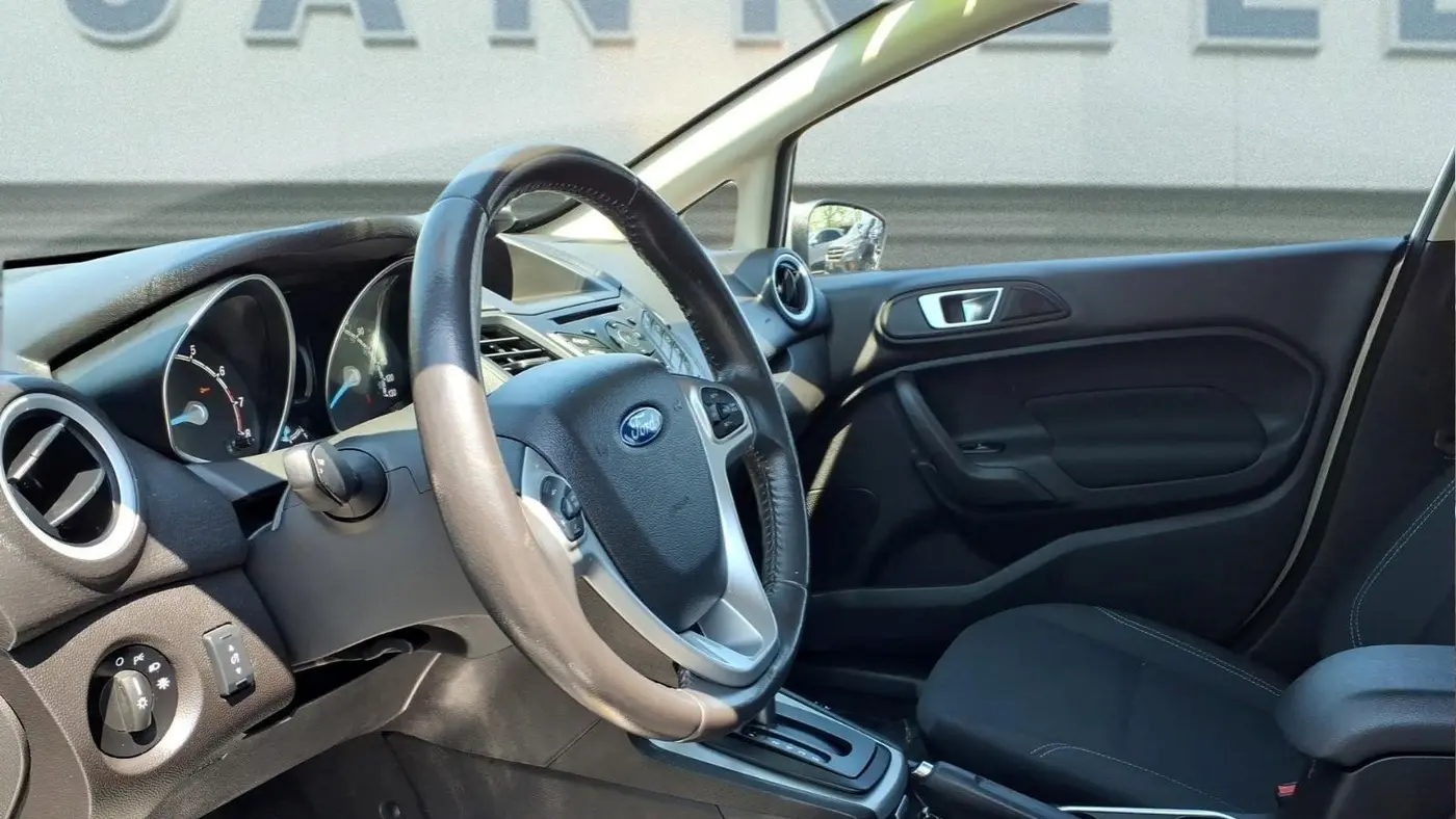 2016 Ford Fiesta SE