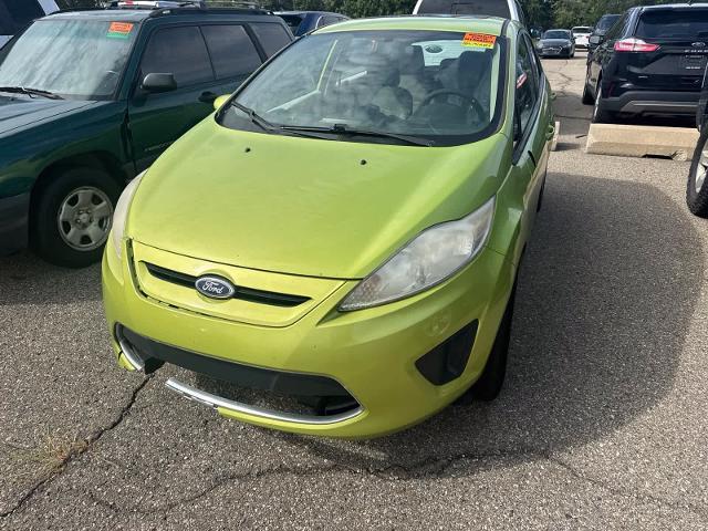 2011 Ford Fiesta - $2,180