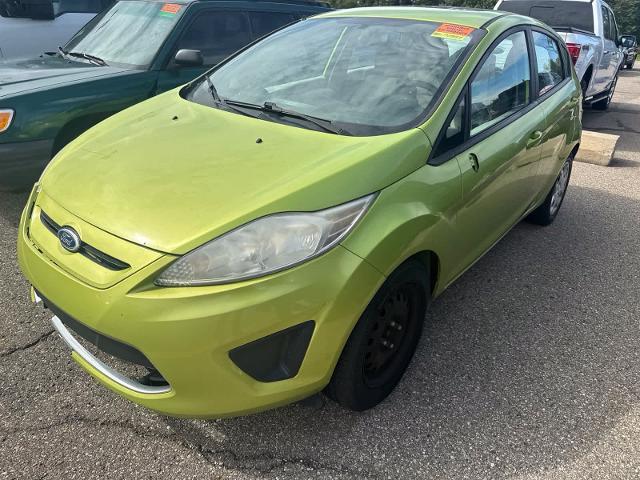 2011 Ford Fiesta - $2,180