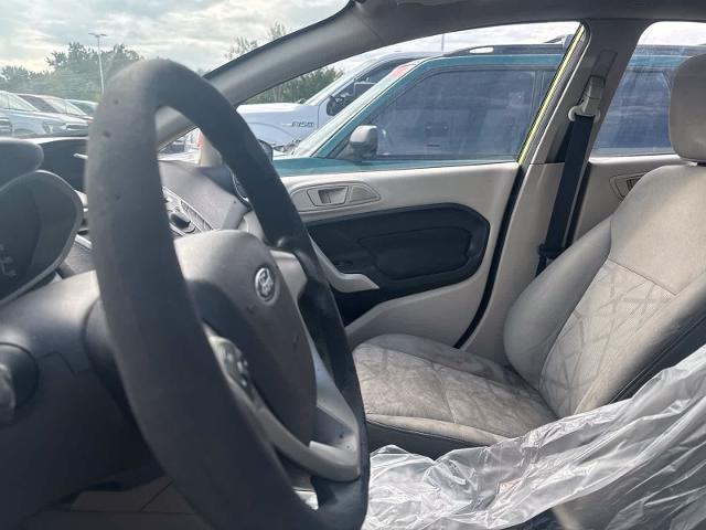2011 Ford Fiesta - $2,180