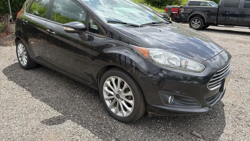 Preowned 2014 Ford Fiesta SE for Sale