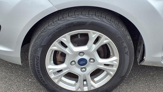 2015 Ford Fiesta SE
