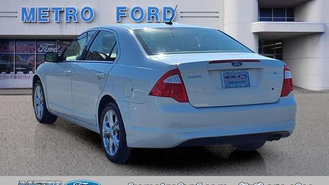 2012 Ford Fusion SE