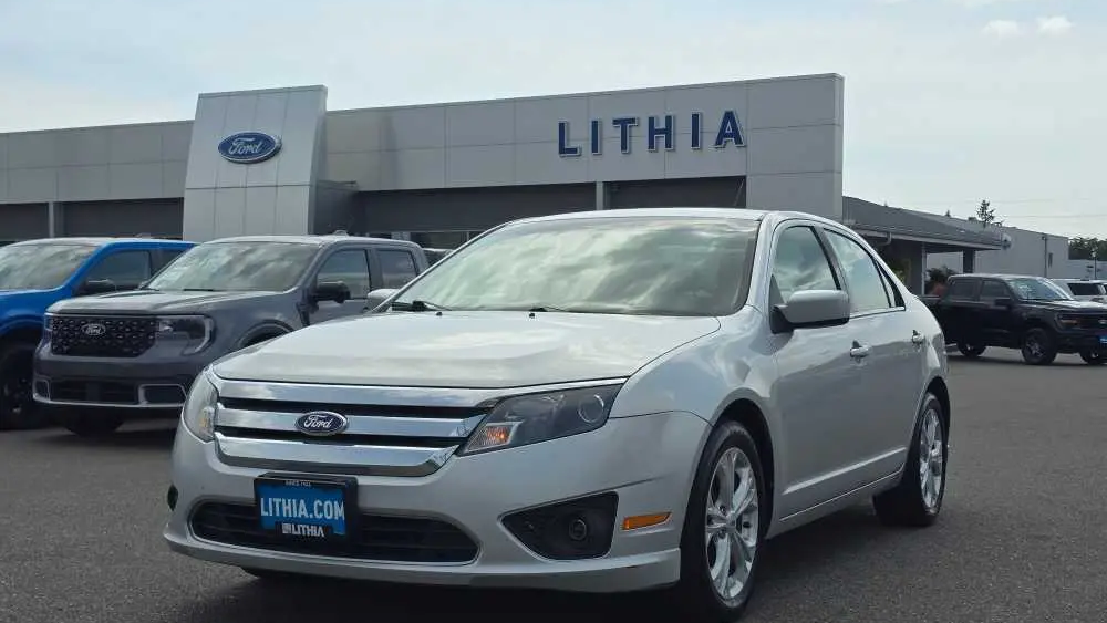 Preowned 2012 Ford Fusion SE for Sale