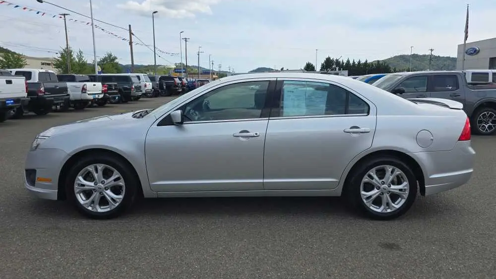 2012 Ford Fusion SE