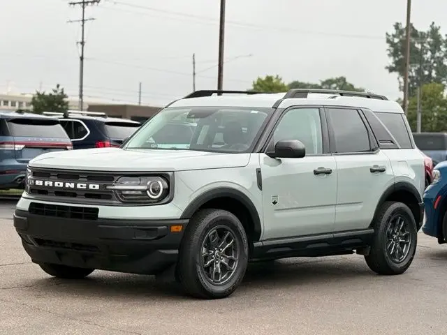 2023 Ford Bronco - $19,500