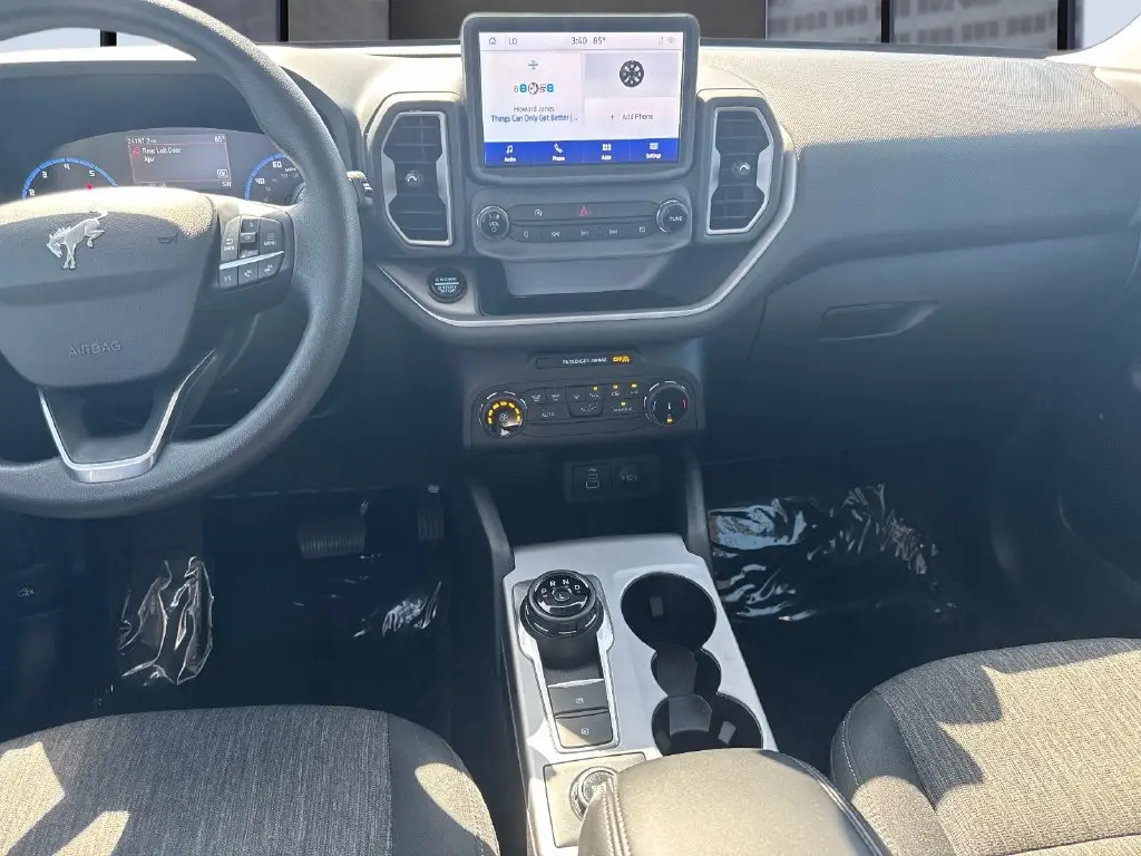2023 Ford Bronco - $27,995