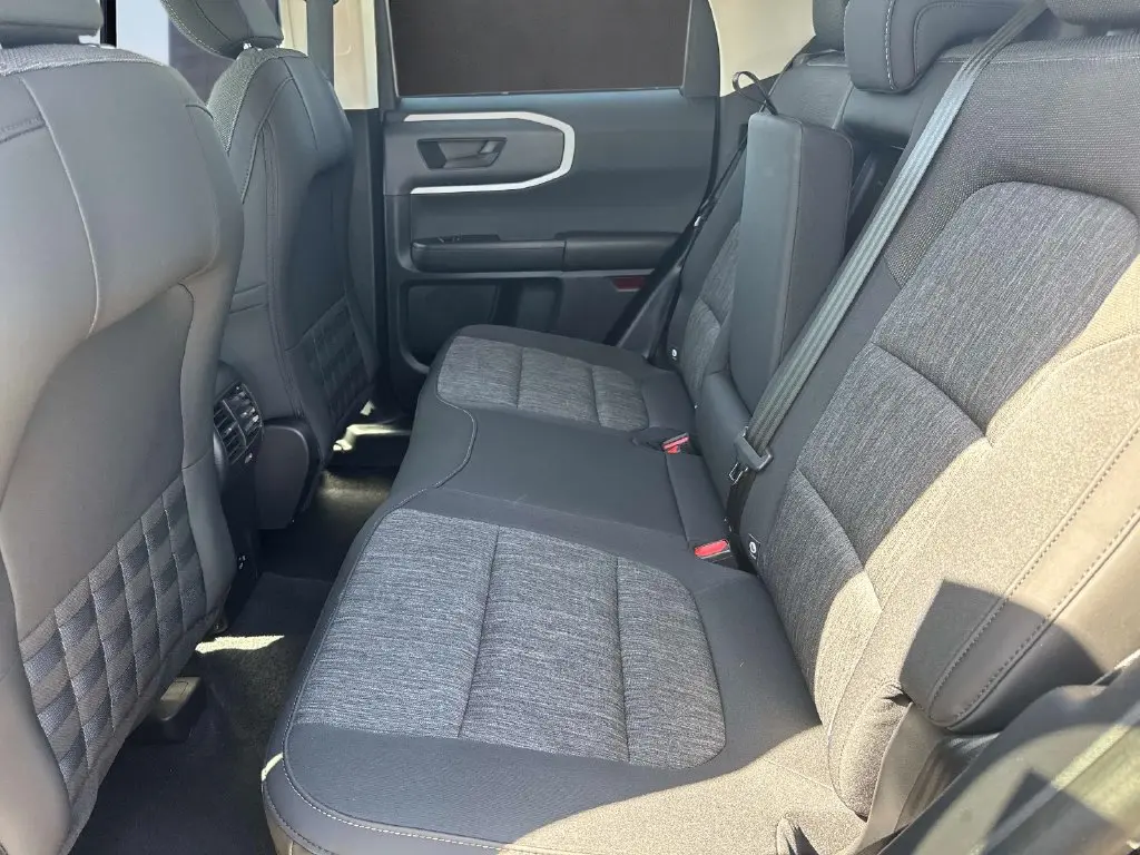2023 Ford Bronco - $27,995