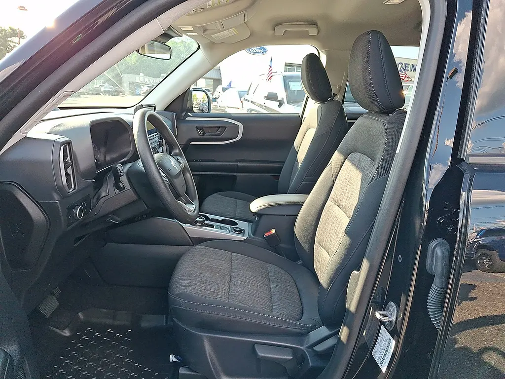 2023 Ford Bronco - $25,500