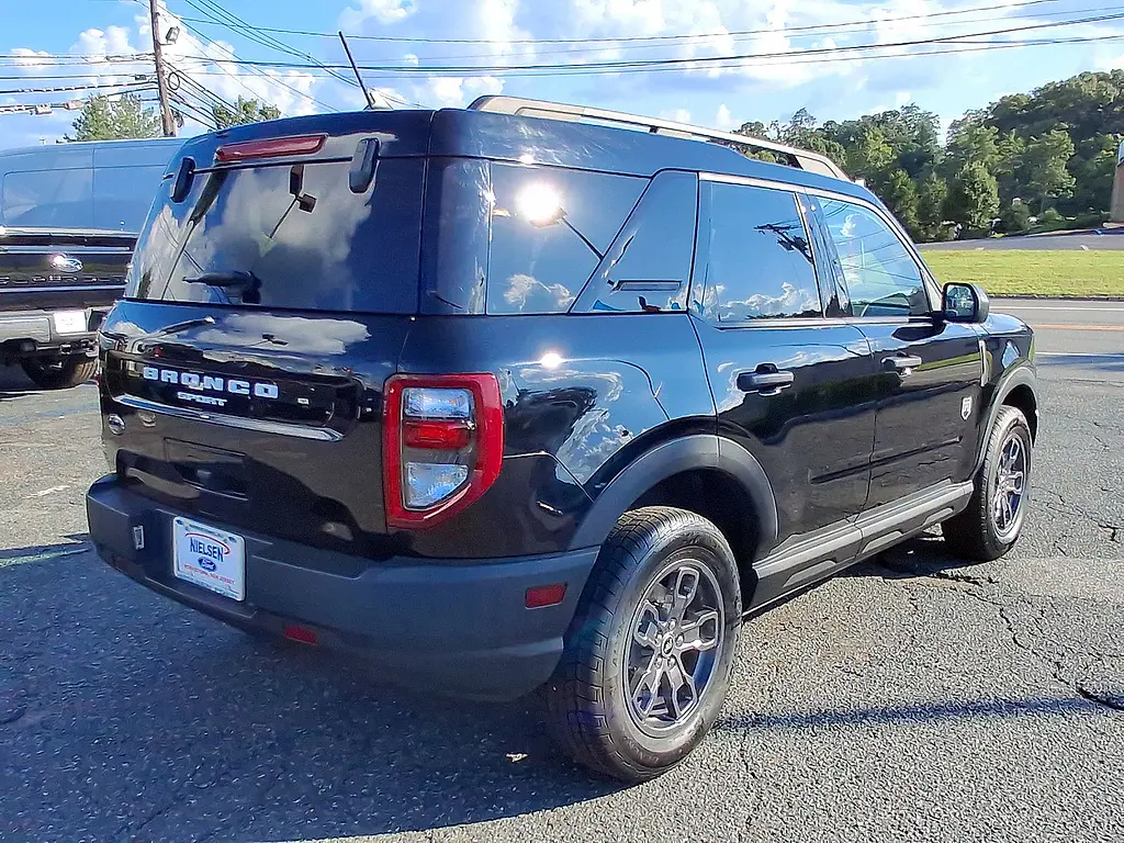 2023 Ford Bronco - $25,500