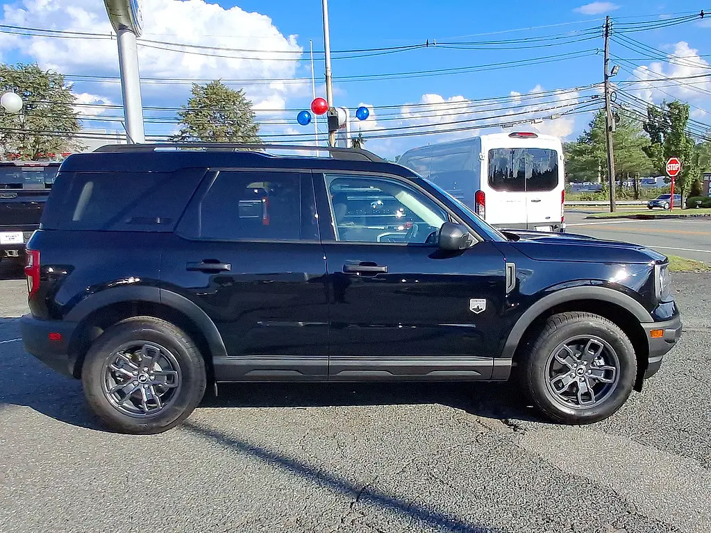 2023 Ford Bronco - $25,500