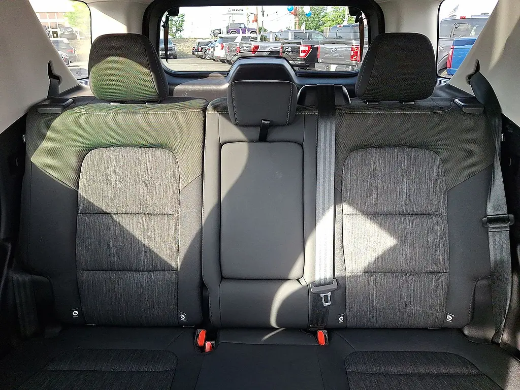 2023 Ford Bronco - $27,000