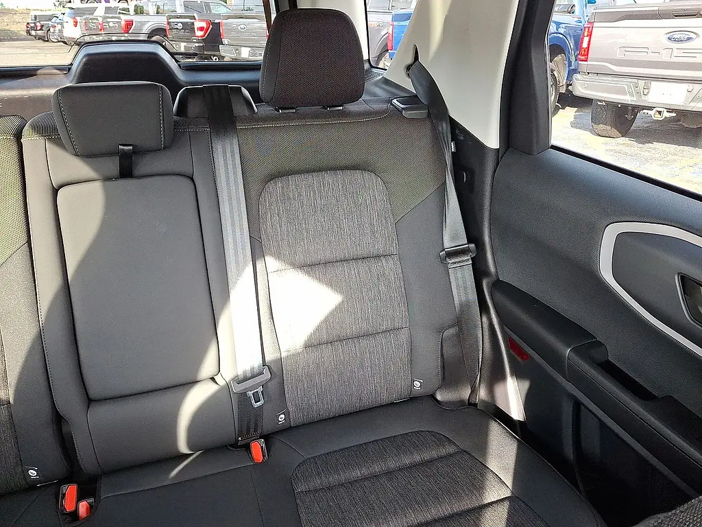 2023 Ford Bronco - $27,000