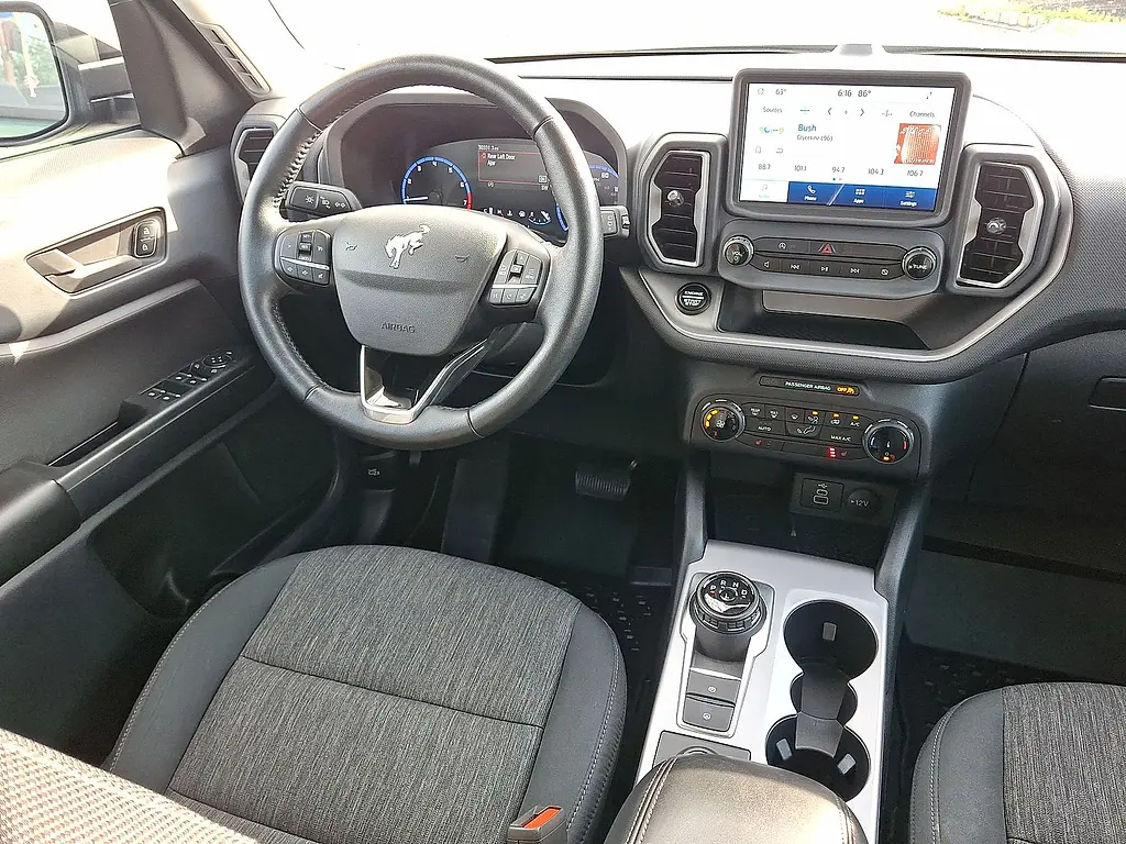 2023 Ford Bronco - $27,000