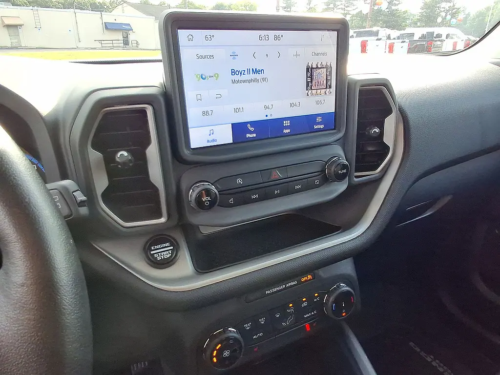 2023 Ford Bronco - $27,000