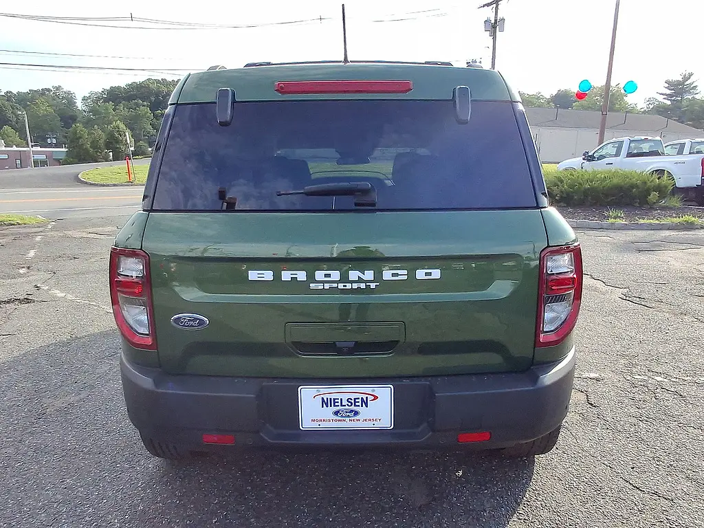 2023 Ford Bronco - $27,000
