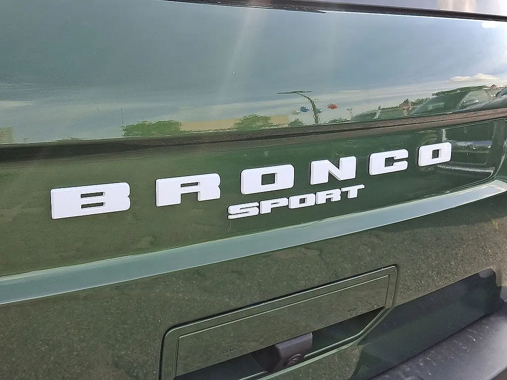 2023 Ford Bronco - $27,000