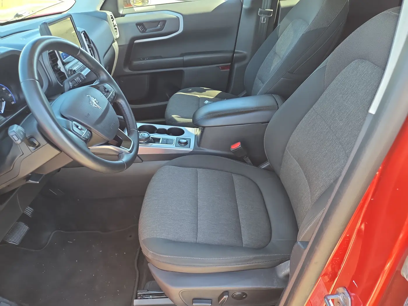 2024 Ford Bronco - $25,595