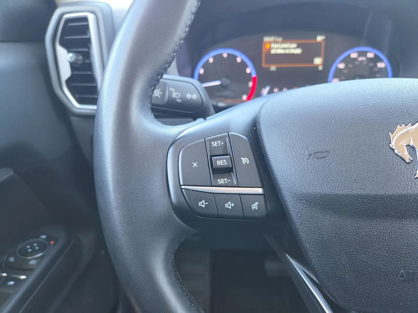 2024 Ford Bronco - $25,595