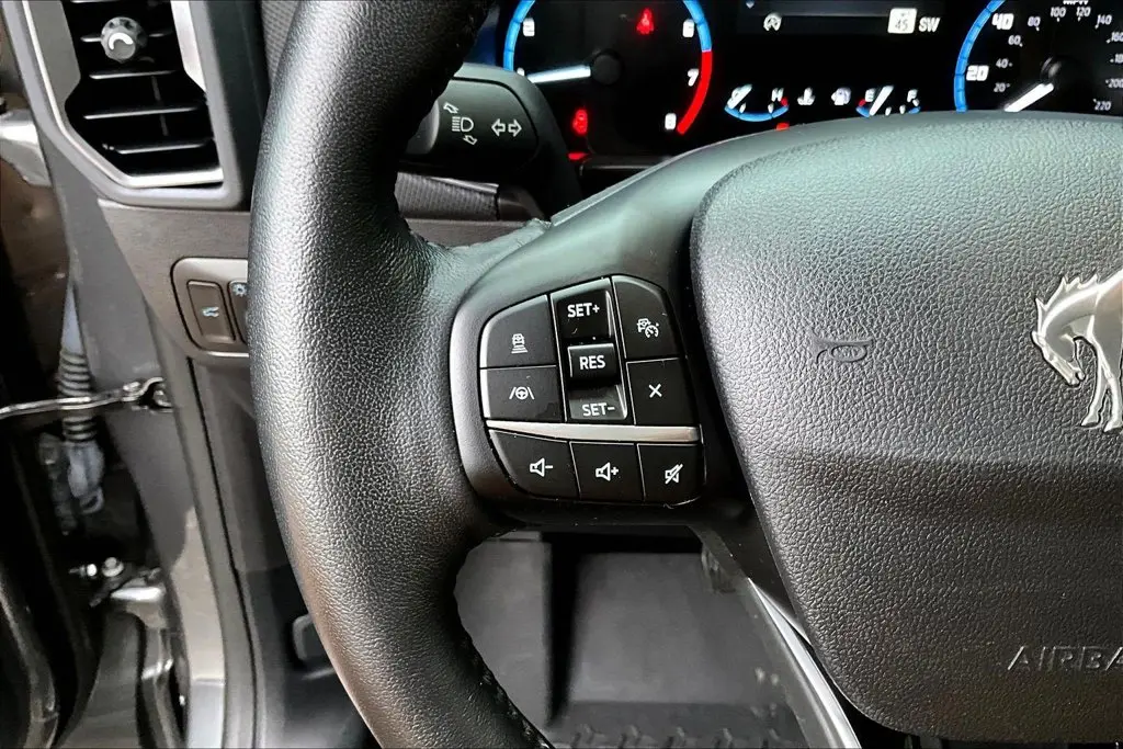 2023 Ford Bronco - $26,858