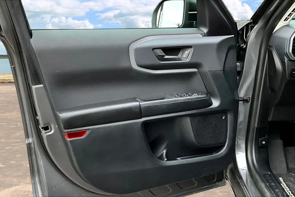 2023 Ford Bronco - $26,858