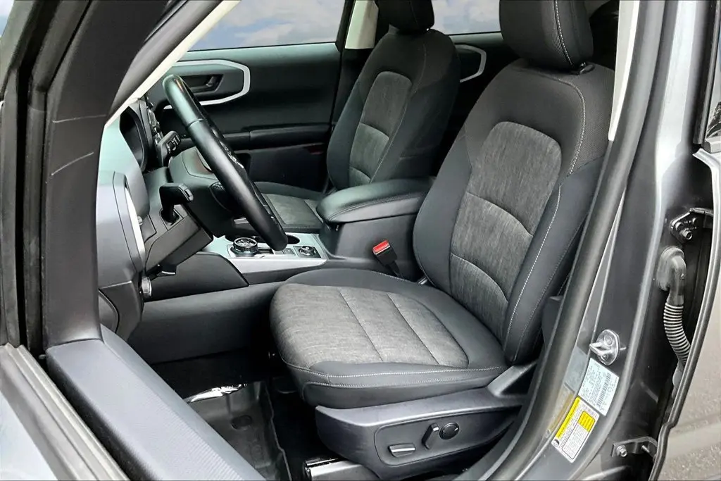 2023 Ford Bronco - $26,858