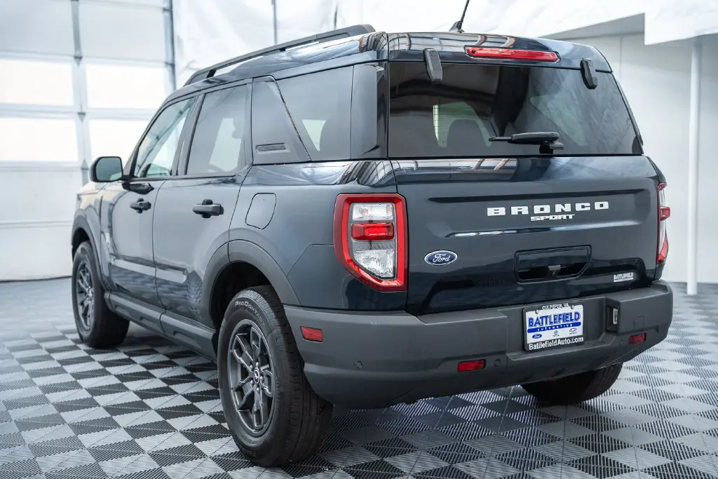 2023 Ford Bronco - $23,000