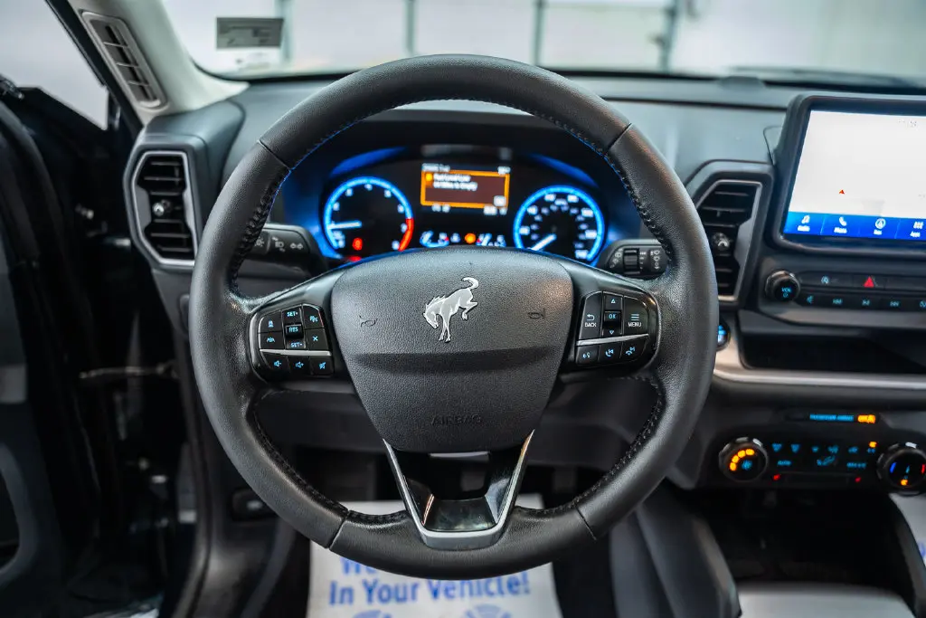 2023 Ford Bronco - $23,000