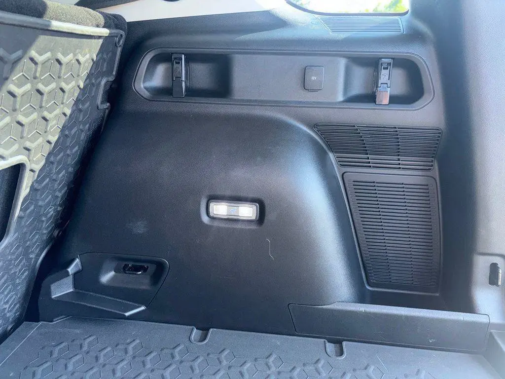 2023 Ford Bronco - $23,995