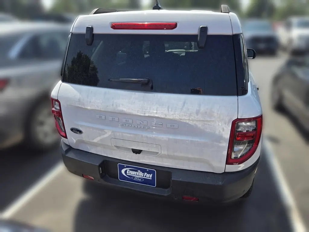 2022 Ford Bronco - $18,272