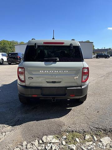 2022 Ford Bronco - $22,998