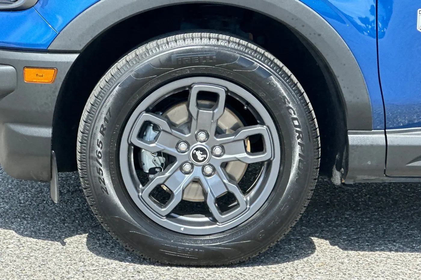 2023 Ford Bronco - $21,910
