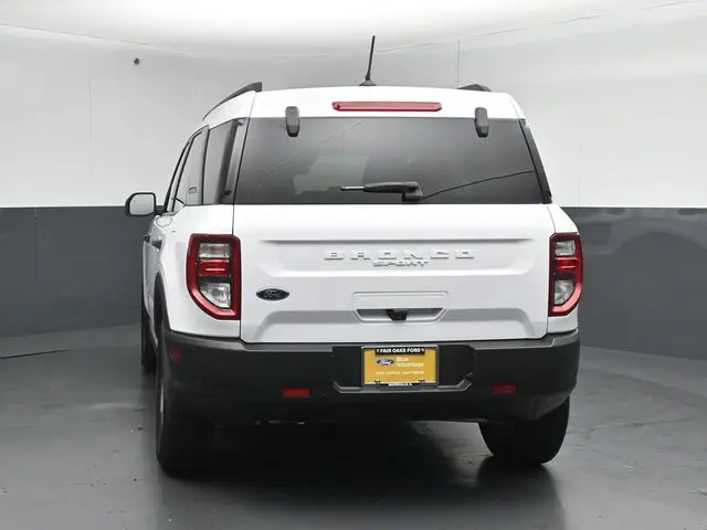 2023 Ford Bronco - $28,595
